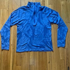LULULEMON heather blue textured 1/4 zip pullover size M